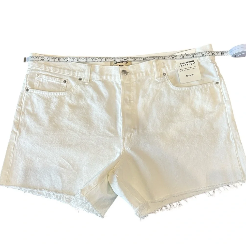 NEW MADEWELL The Brynn Long Short in White Rigid Denim Raw Hem Low Slung Size 32